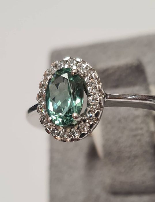 Inel din aur alb 14k, cu turmalin natural si diamante naturale, IAU803