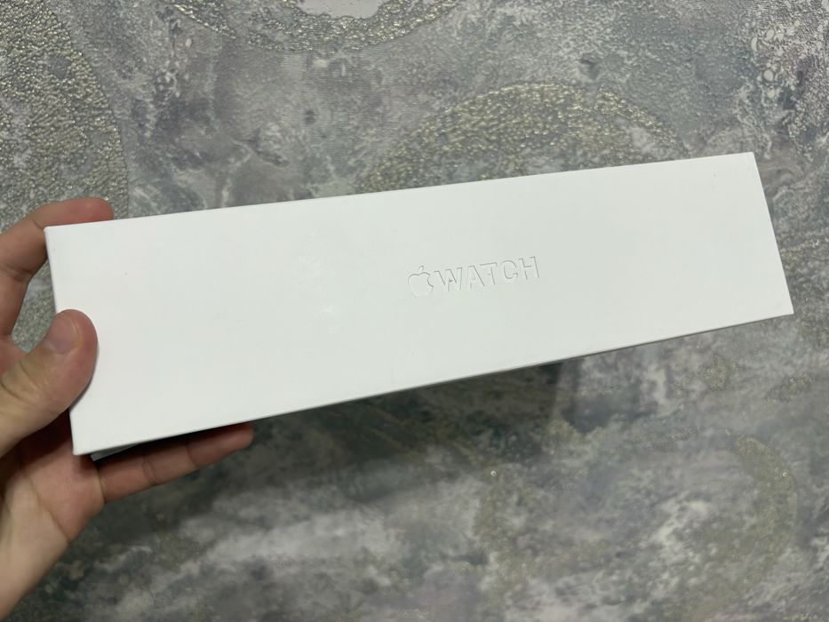 Продам apple watch 8
