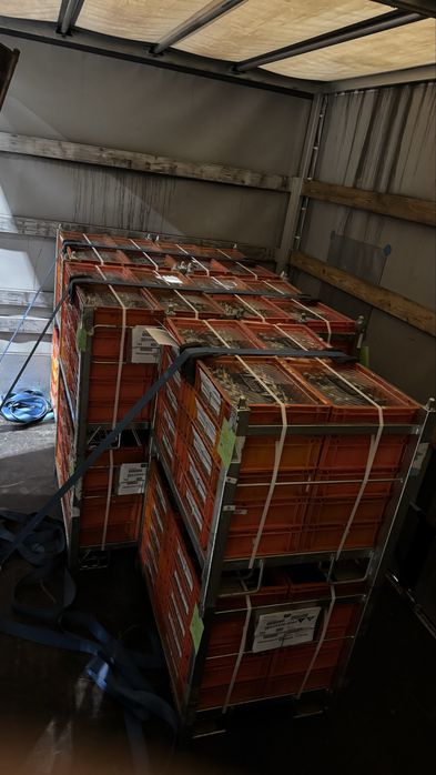 Transport Marfă Intern – Dubă Prelată 8 Paleți (3.5 Tone)