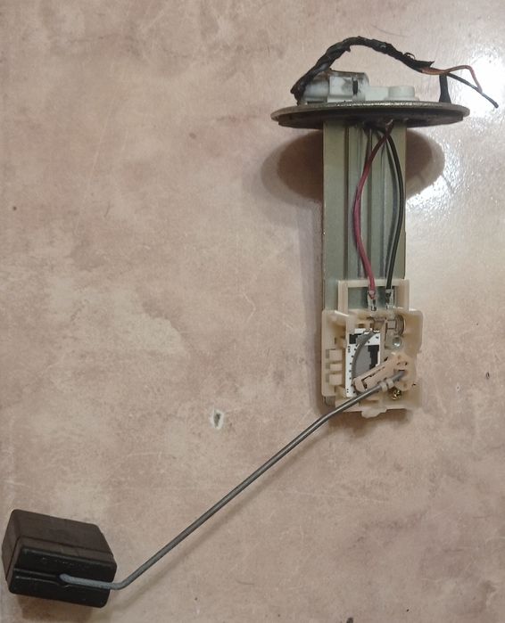 Лексус GS300. Тойота Аристо. 160/161. Датчики уровня топлива. Поплавок