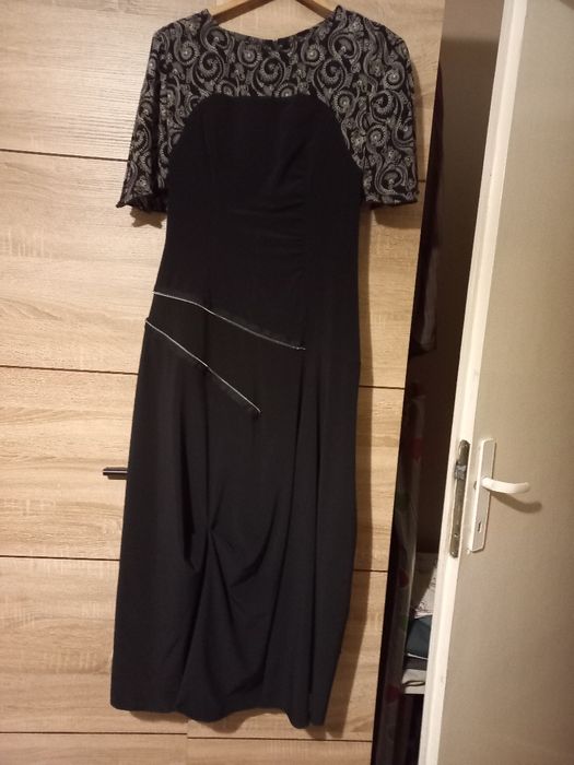 Дамска дълга рокля в черно