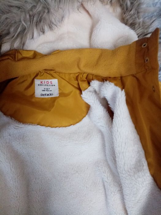 Продам комбинезон подходит для девочки и для мальчика