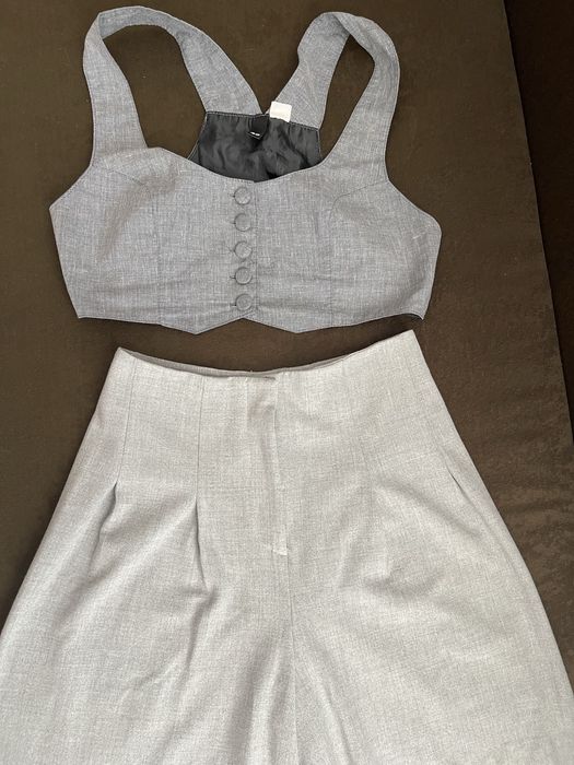 Дамски сетове Reserved/Bershka