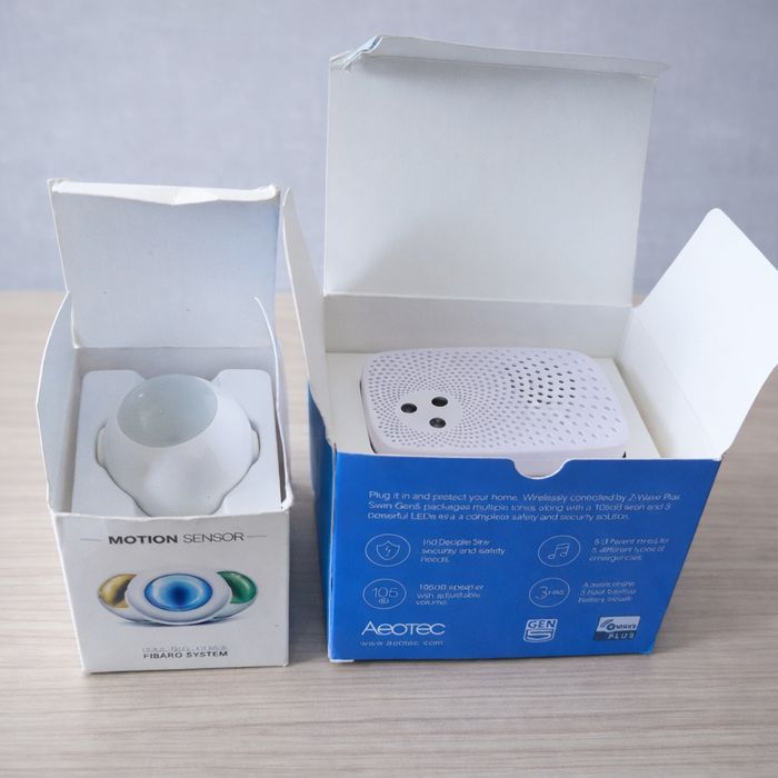 Z-Wave комплект: Fibaro Motion Sensor + Aeotec Siren Gen5 (с кутии)