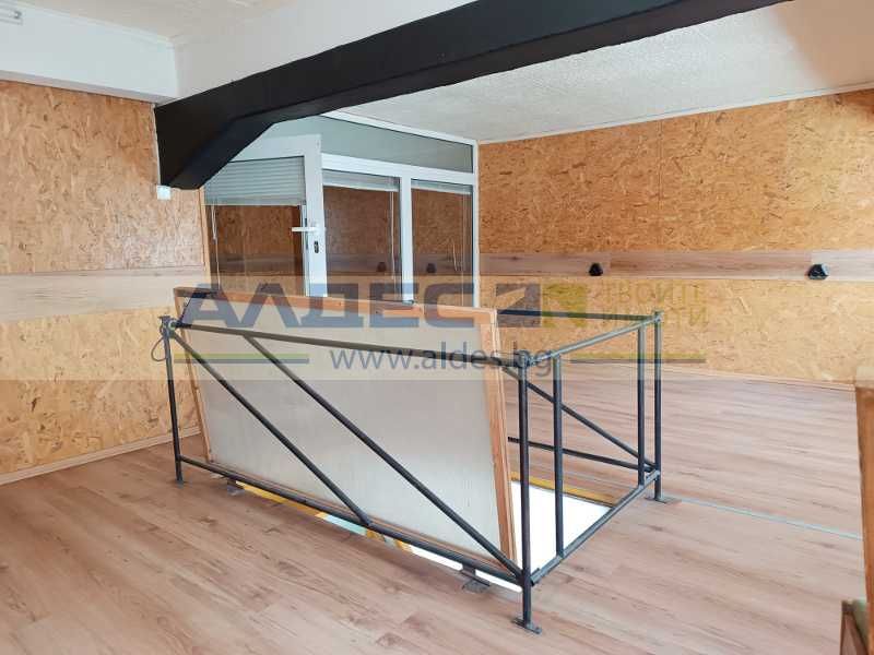 Дава се под наем Магазин в София, Център - 74 кв.м за 765 € - Снимка #5