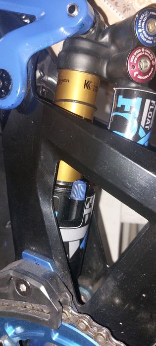 Vând fox x2 kashima 241×76mm