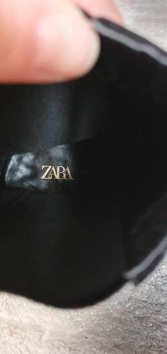 Botine damă Zara cu inserții aurii