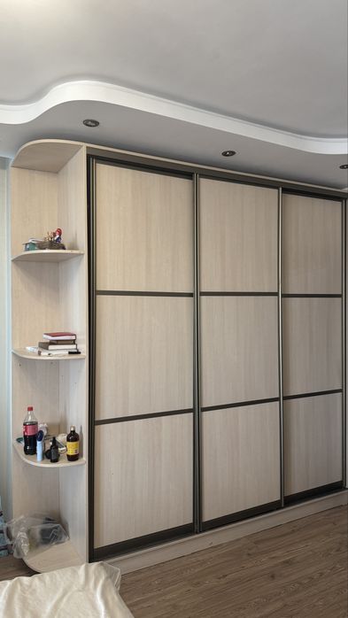 Продаю шкаф купе