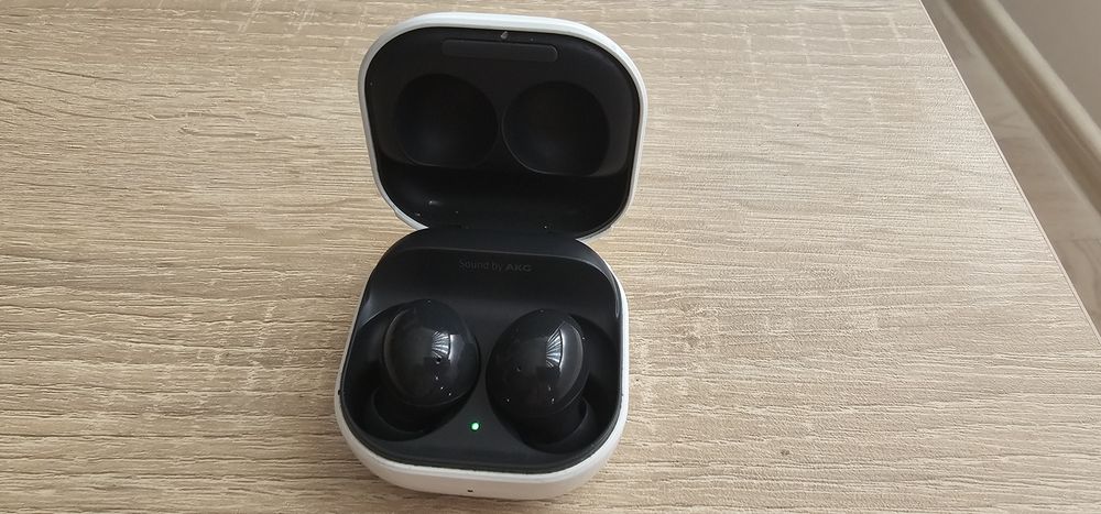 Samsung galaxy buds2