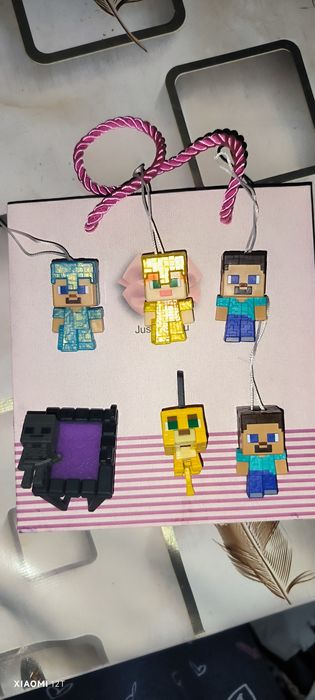 Продам фигурки Kinder Joy Minecraft