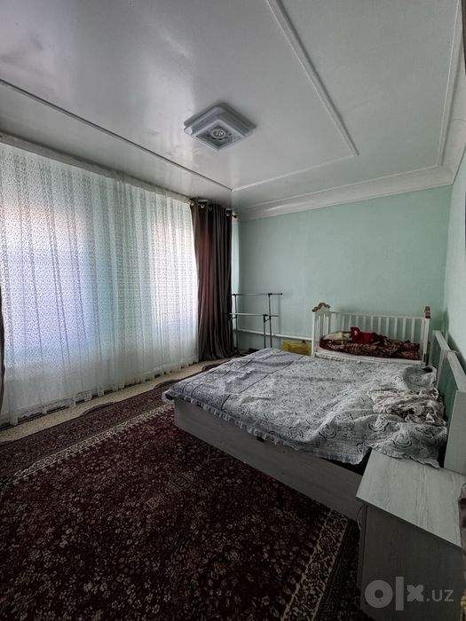 Gazalkentda dacha sotiladi