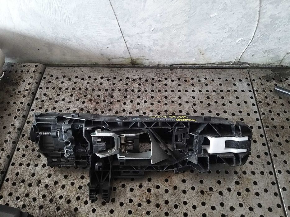 Maner usa stanga spate mercedes e class w213 break a099 7601700