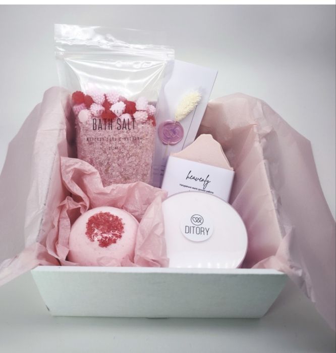 Подарочные наборы на 8-е марта