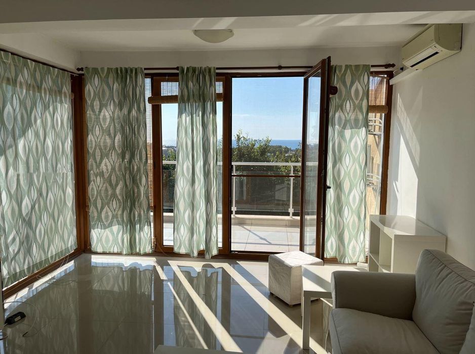 Къща в района на  м-т Траката!