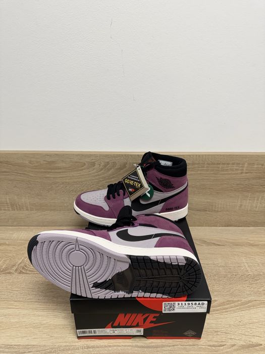 Nike Air Jordan 1 High Element Gore-Tex Berry 42,5