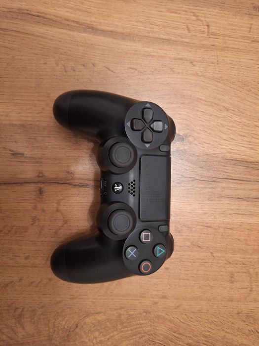 продам или обменяю ps4 slim
