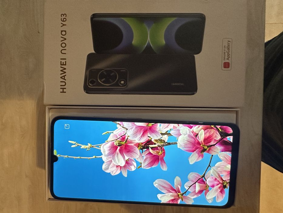 Телефон Huawei nova Y63