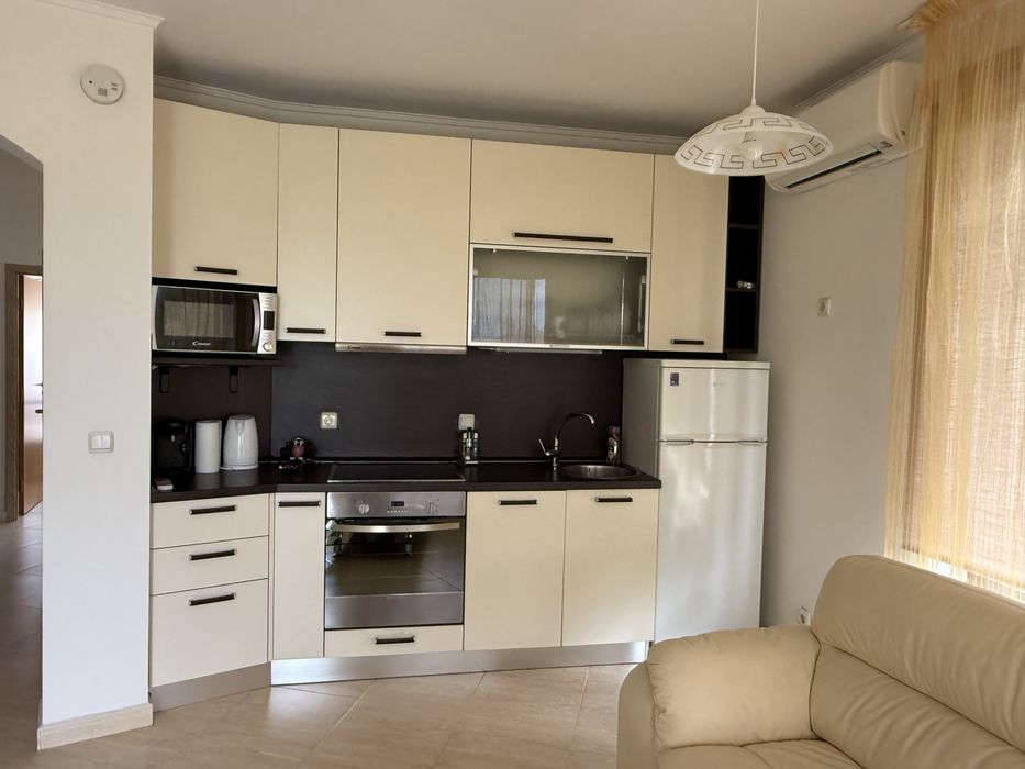 Продава се Тристаен апартамент в София, Градина - 94 кв.м за 3032 €/кв.м - Снимка #2