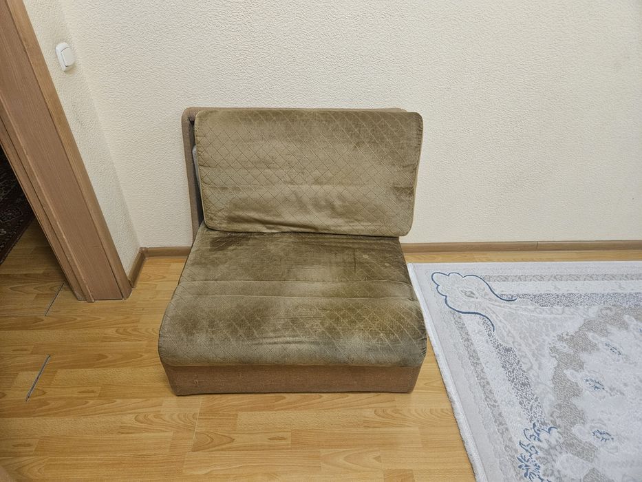 Кресла для спальни (кухня, зал)