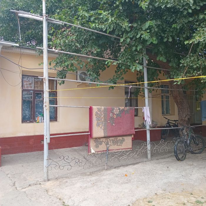 Chorsu va Tinchlik Metro oralig'ida Studenttlarga kvartira