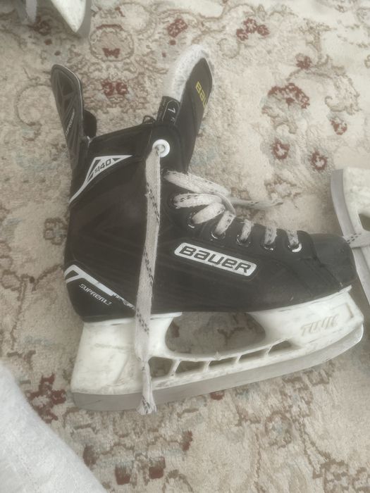 Продам коньки