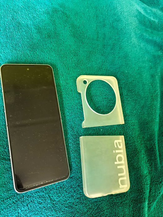 Nubia flip 5g с гаранция