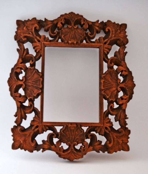 Рамки за снимки изработени от дърворезба Перфектен декор за вашият дом