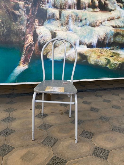 Продам стулья в хорошем состаянии