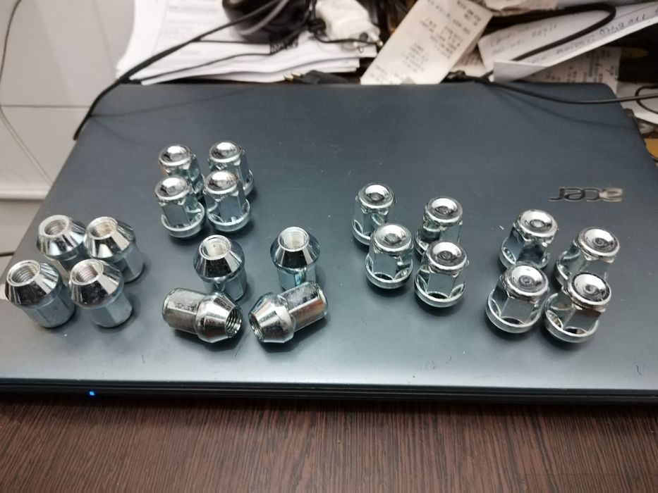 Piulite prezoane jante tabla jante aliaj Hyundai Chevrolet Ford Honda