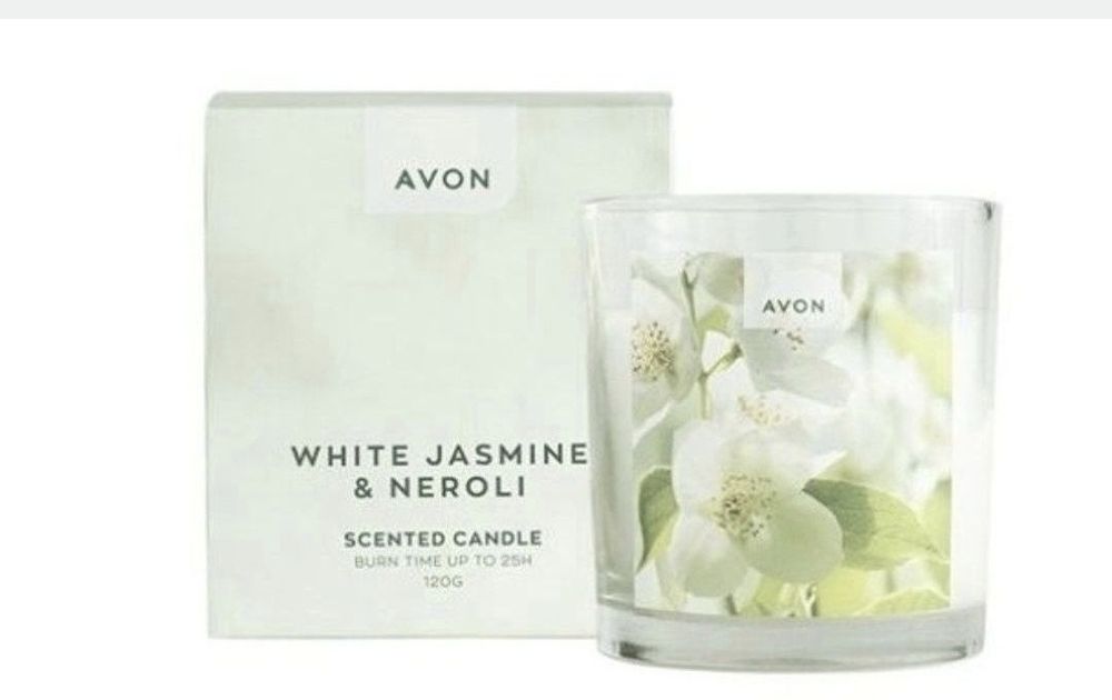 Lumanare pafumata iasomie,lemn cedru/ trandafiri/iasomie,neroli Avon