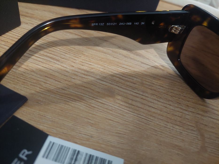 Prada оригинальные солнцезащитные очки