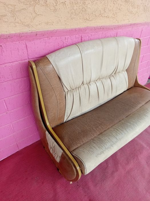 Продам / диванчик / .