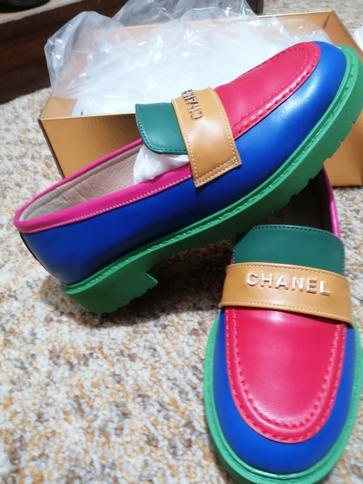 Дамски обувки, нови