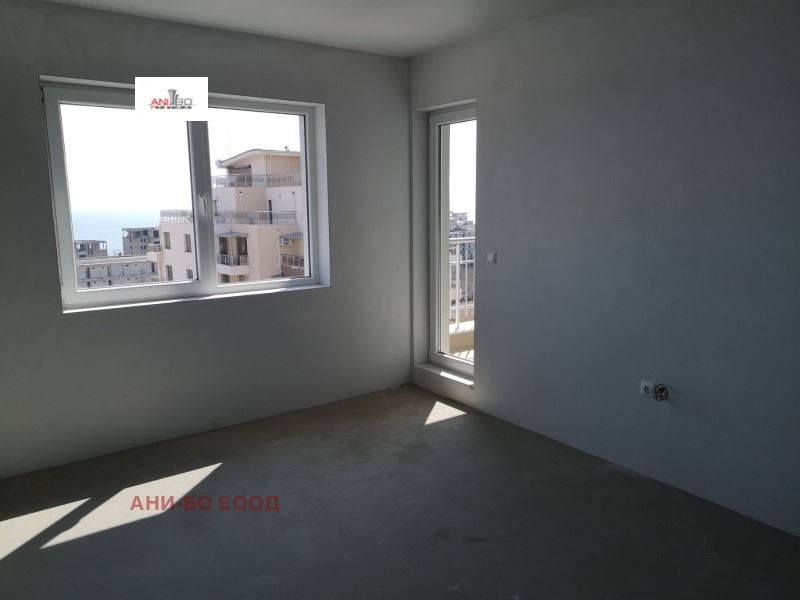 Продава се Двустаен апартамент в Варна, м-т Евксиноград - 78 кв.м за 1102 €/кв.м - Снимка #11