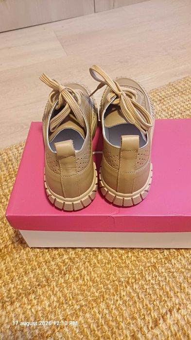 Pantofi piele beji marimea 38
