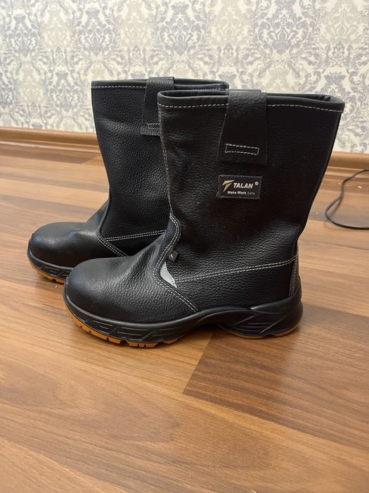 Рабочие сапоги