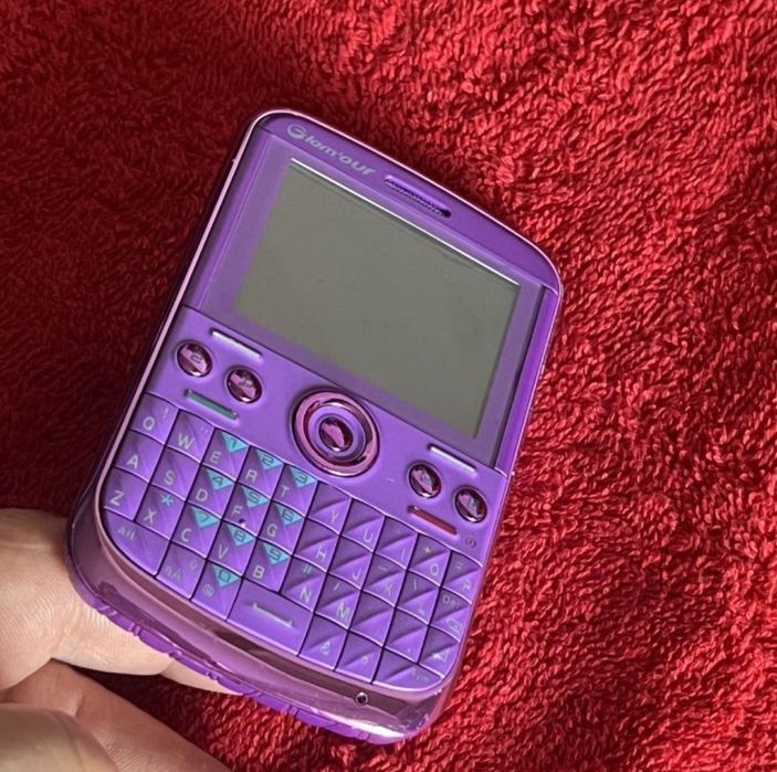 Telefon cu touchscreen
