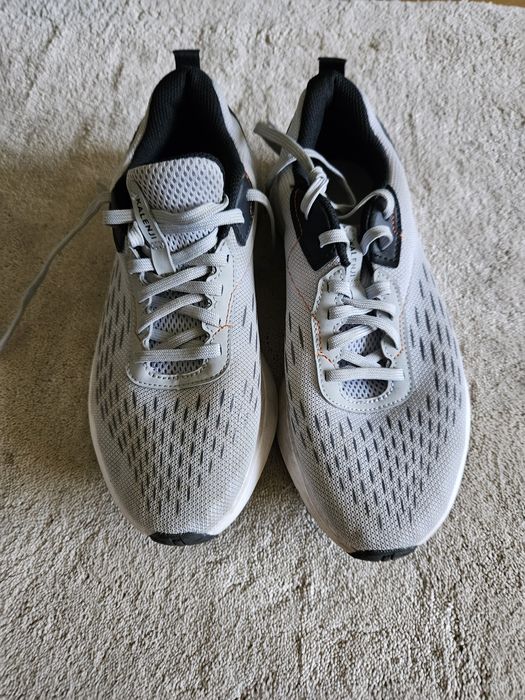 Маратонки декатлон 40 номер