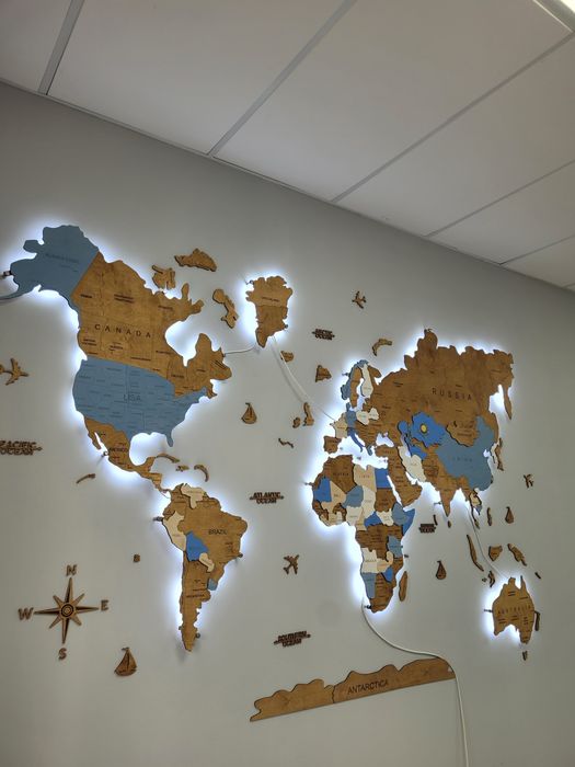 Карта мира интерьерная