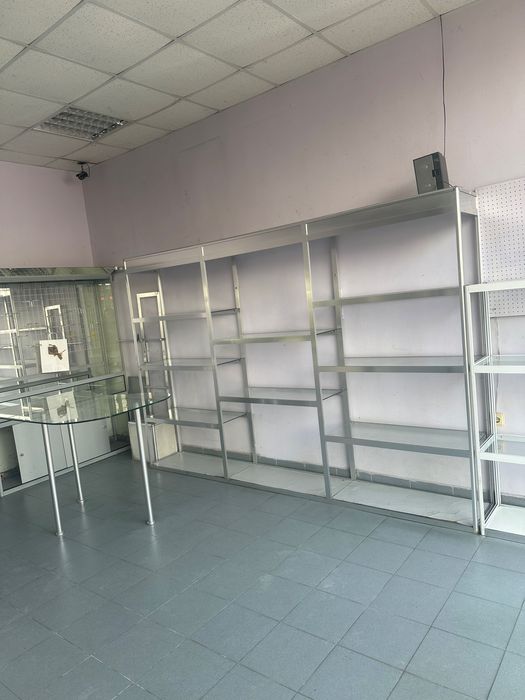 Магазинно оборудване