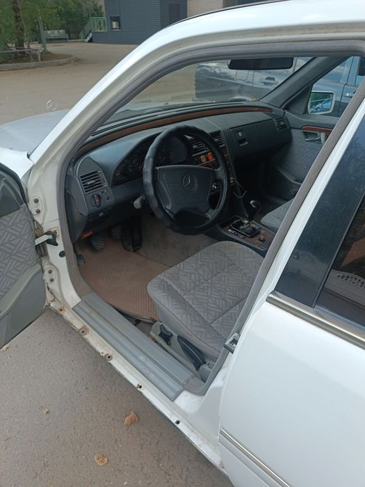 Продам Мерседес с180