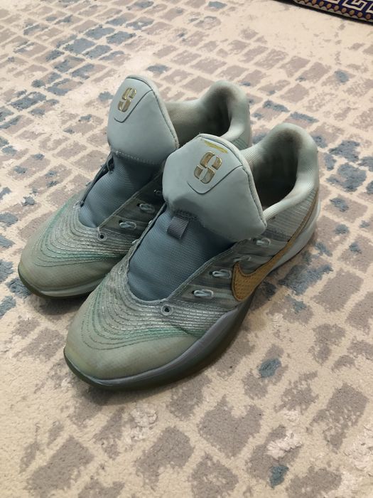 Спортивный кросовка Nike Sabrina
