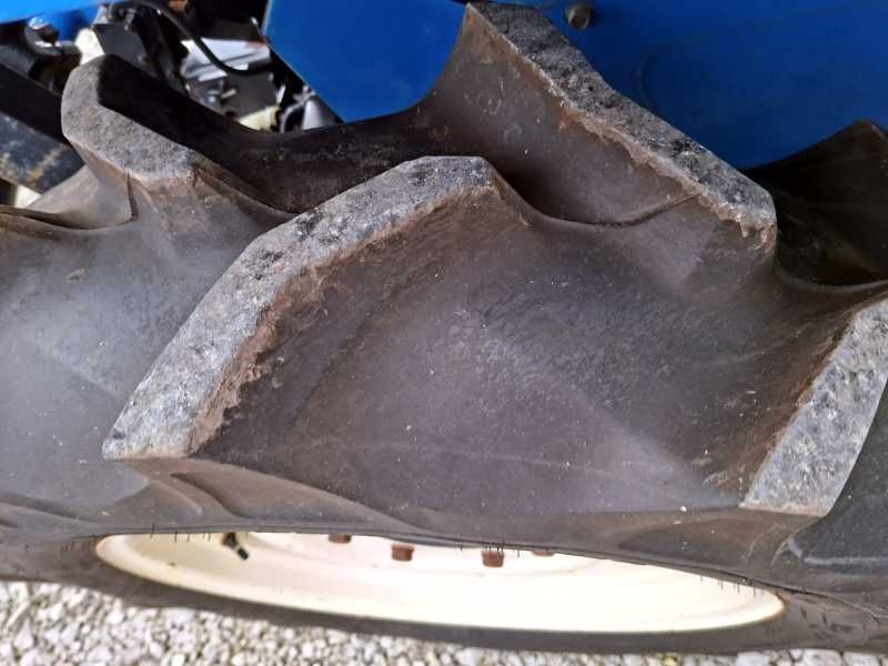 Японски трактор ISEKI TU217 21 к.с. 4WD с фреза - ДЖЕЙ ТРЕЙДИНГ