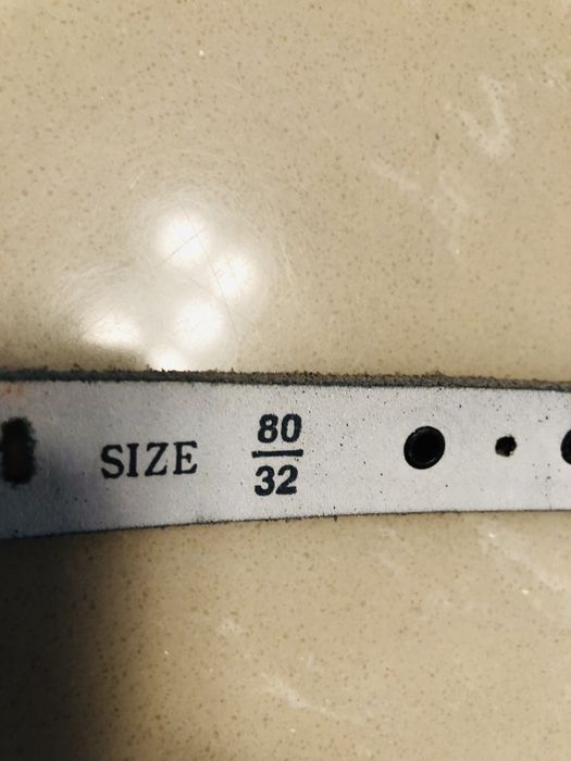 Curele dama , barbati din piele