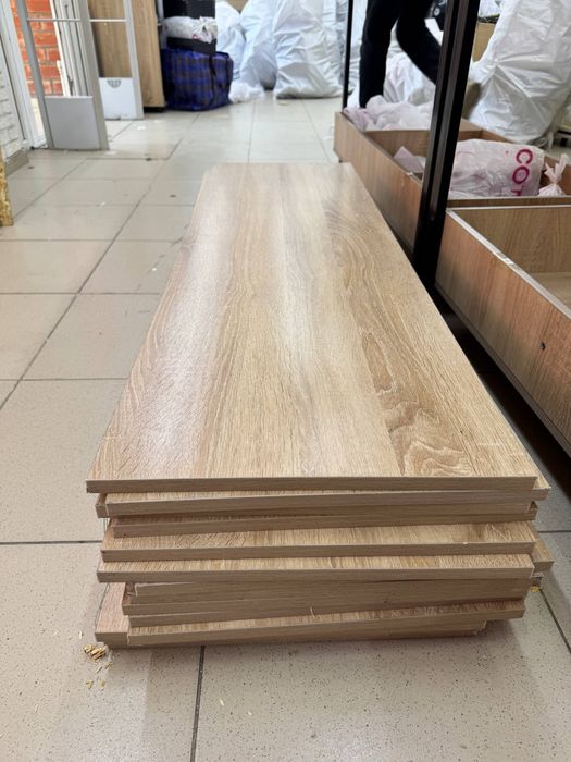 Продам полки  лакированые дсп