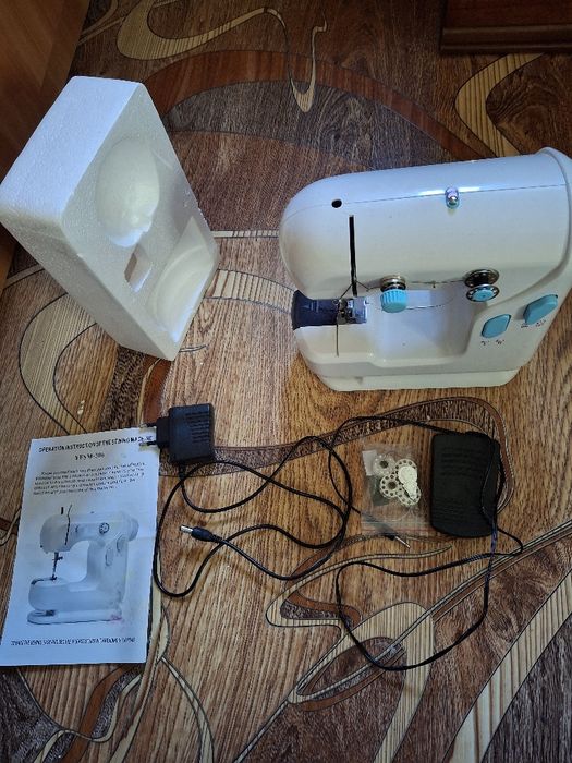 Продам мини швейную машинку YFSM-306