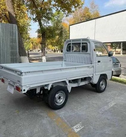 DAMAS Dlx labo 2024 yli oq