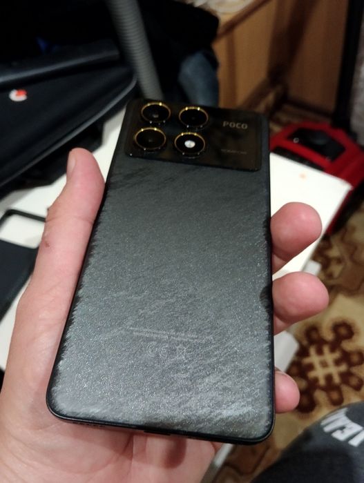 Poco f6 pro (12/512)