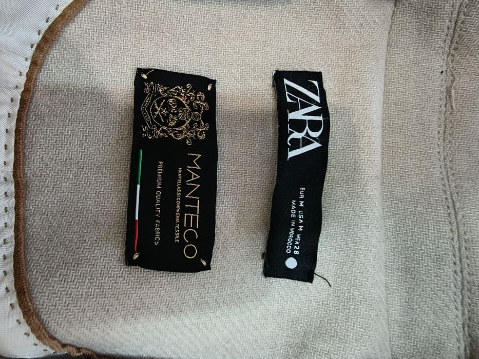 Продавам дамско вталено палто на Zara размер М в отлично състояние.