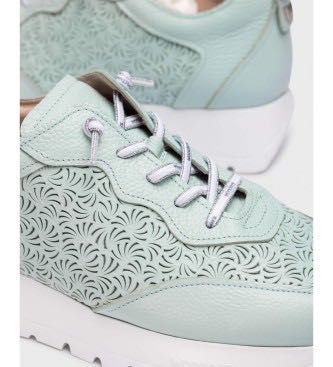 SALE! Wonders Cairo сникърси